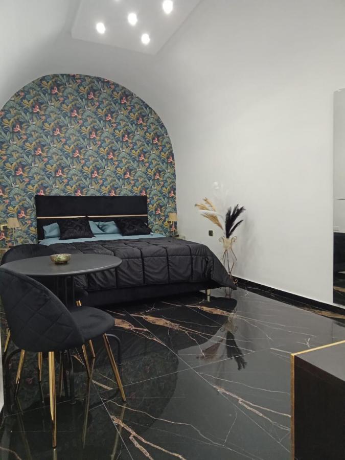 Casa Suite Del Cardinale Napoli Exterior foto